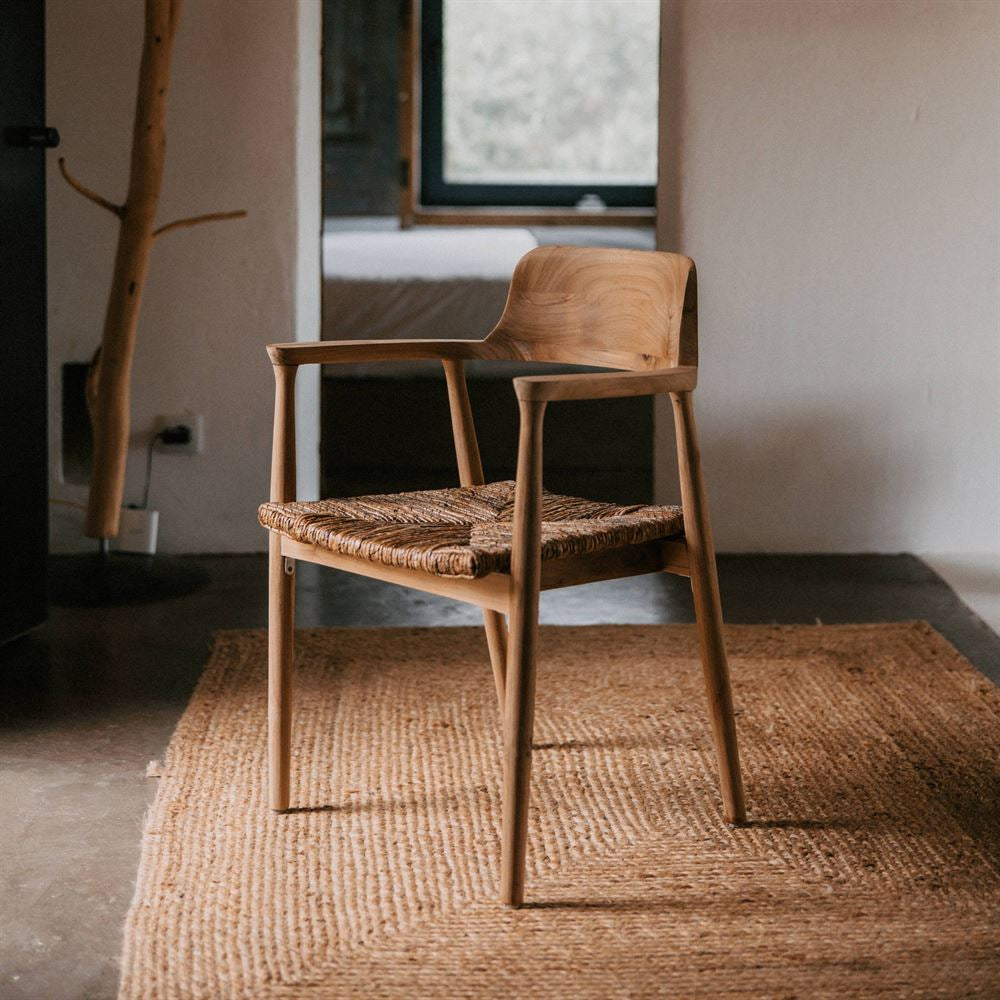 Silla de teca y fibra de banano Berto