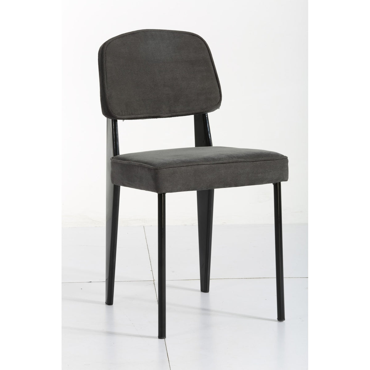 Silla gris y metal negro Barrios