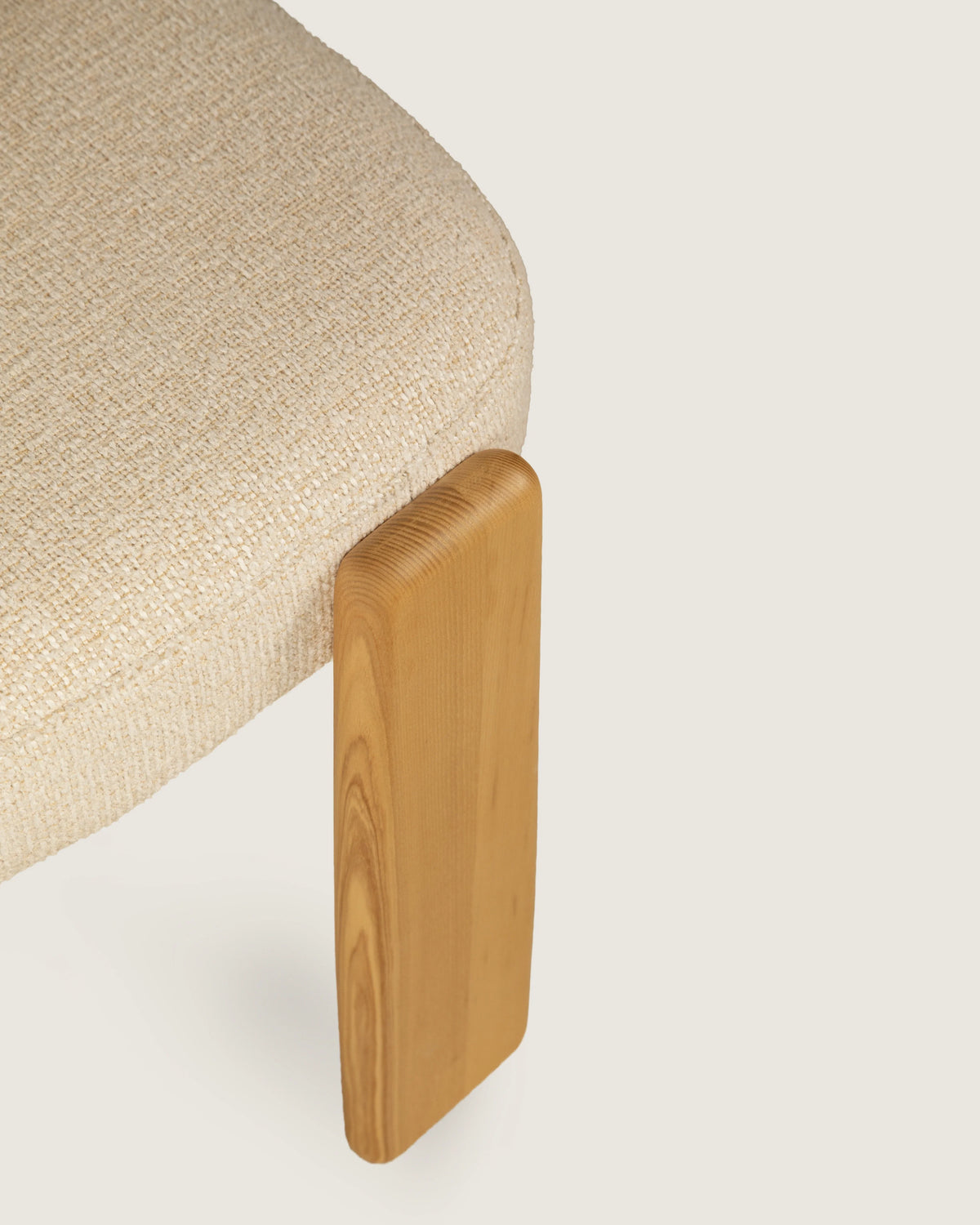 Silla Lea Dolmen Creme