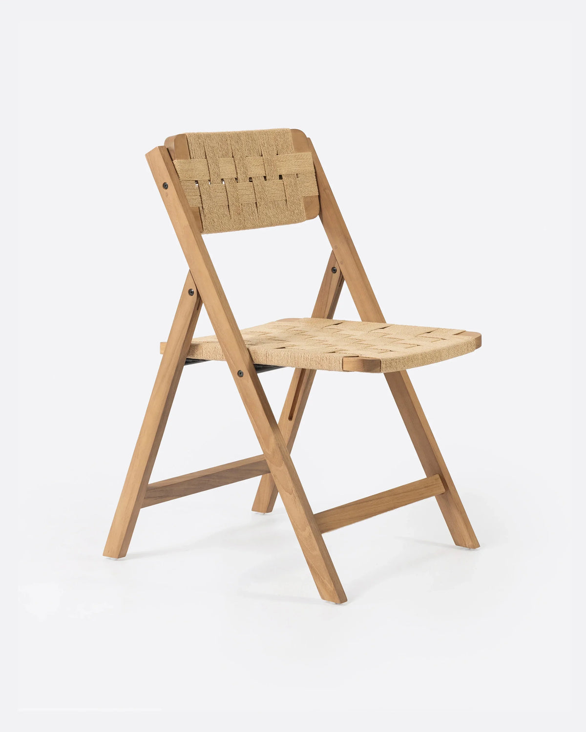 Silla plegable de teca y cuerda de papel Cora