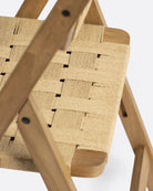 Silla plegable de teca y cuerda de papel Cora