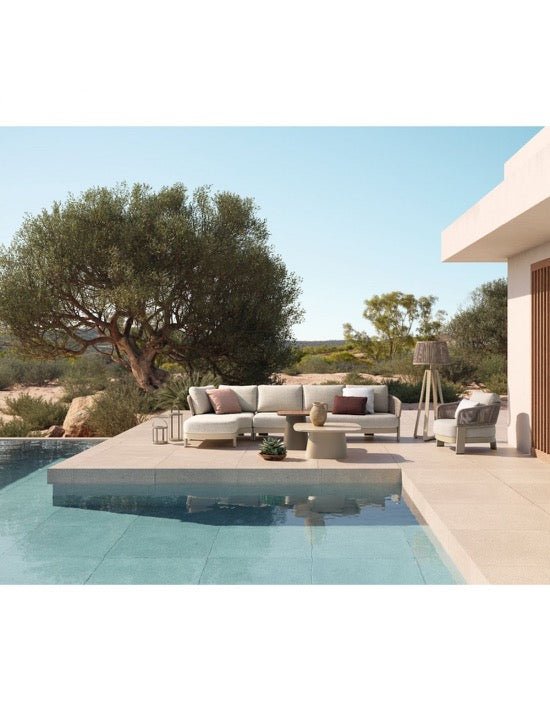 Sillón Bajo Lorenzo - pino_y_jacaranda