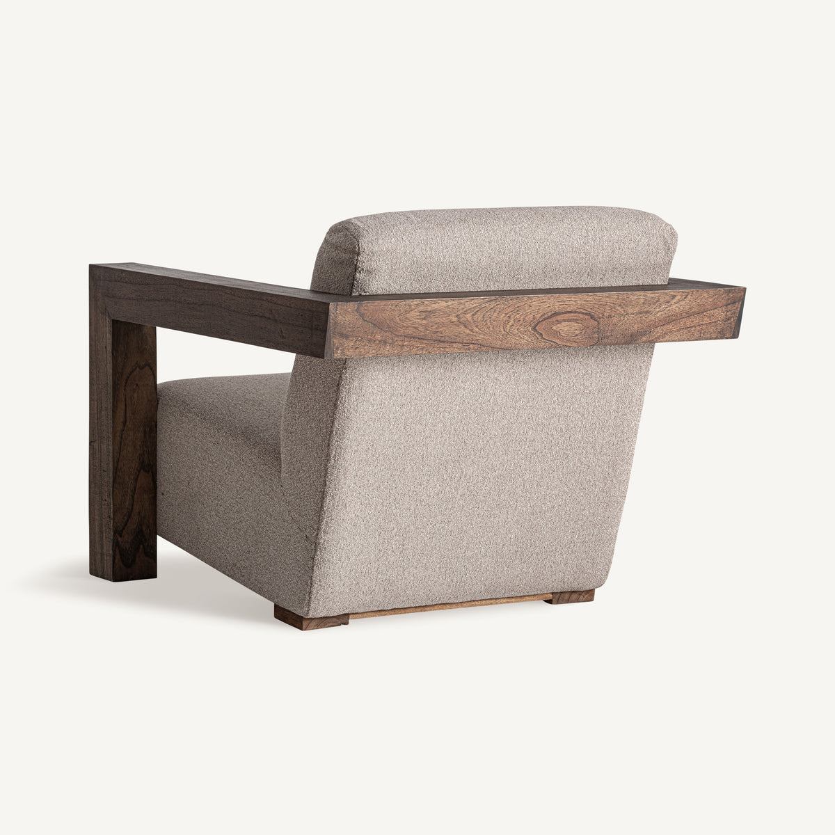 Sillón bajo tapizado crema Sant Vicent