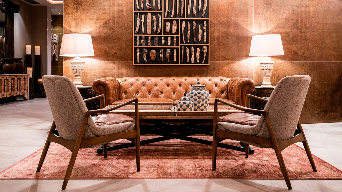Sillón de abeto y cuero Es Canar