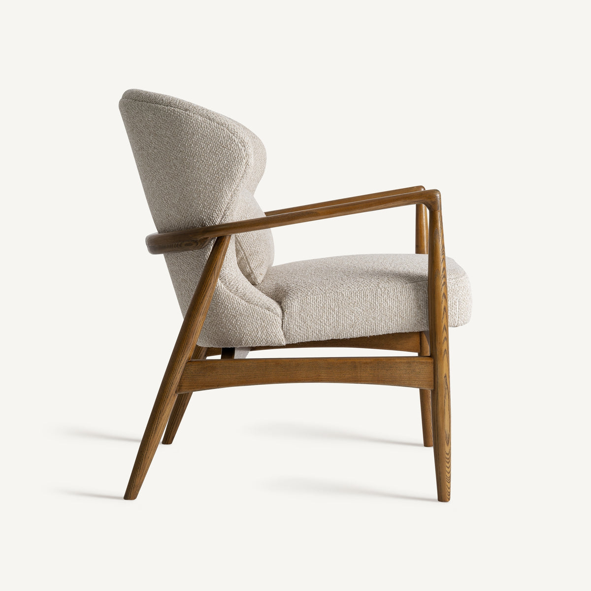 Sillón de fresno tapizado beige Ca Marí