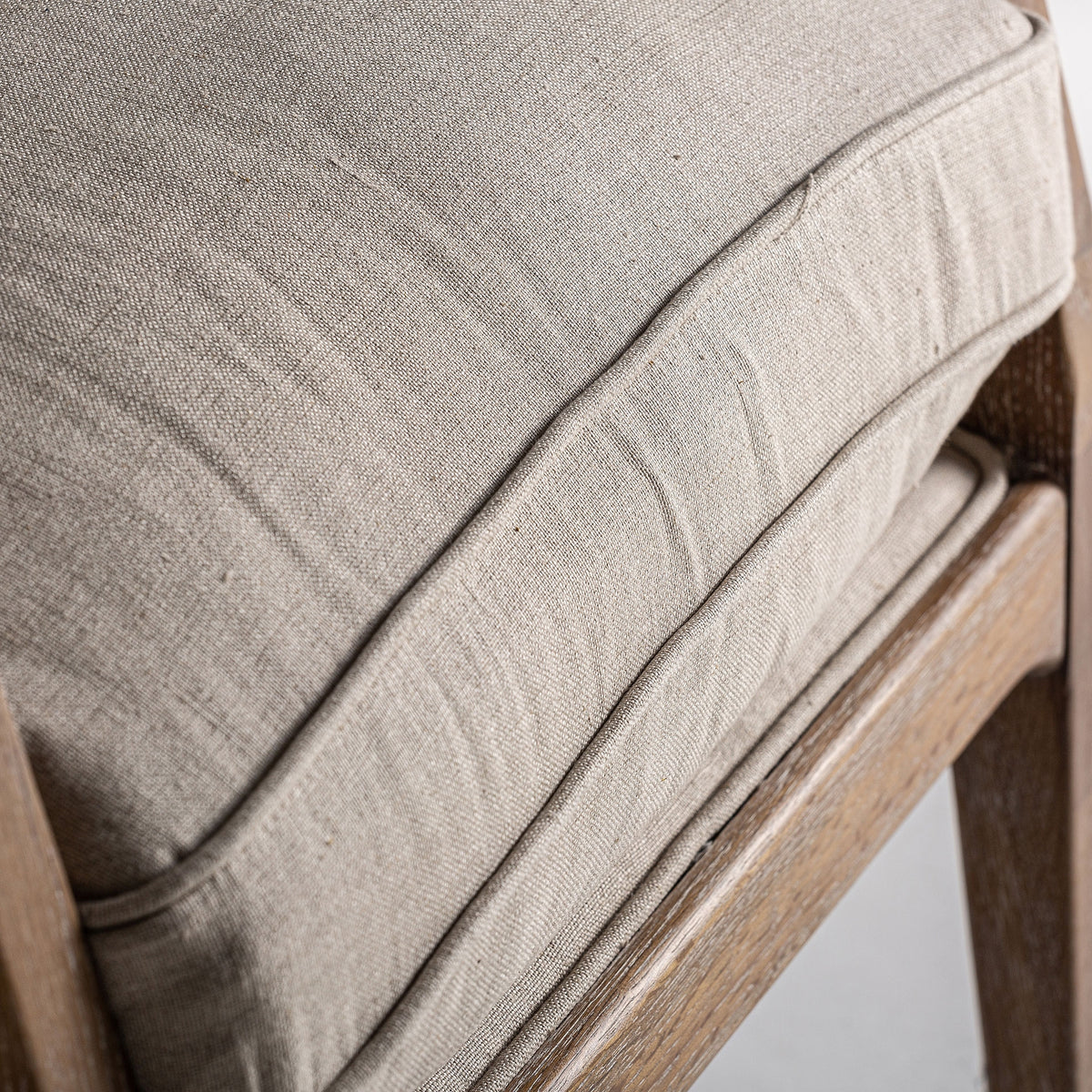Sillón de fresno y lino beige Sant Mateu