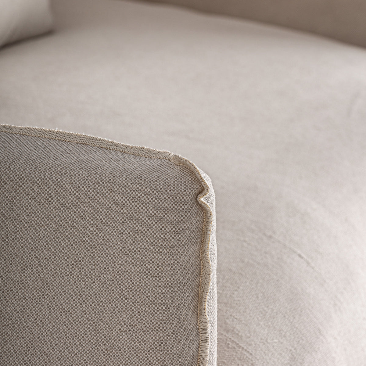 Sillón de lino beige Es Arenals