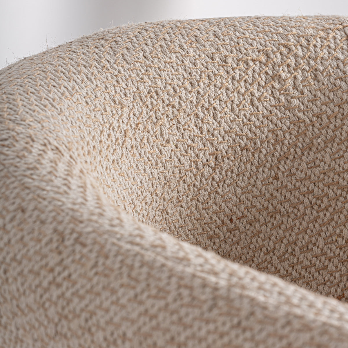 Sillón de mango tapizado en yute Es Vedranell