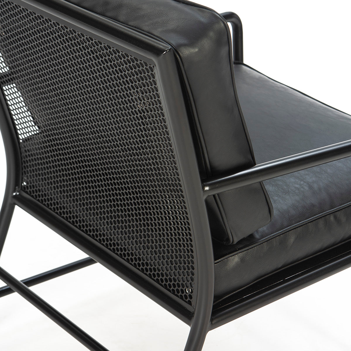 Sillón de metal y piel sintética Krk