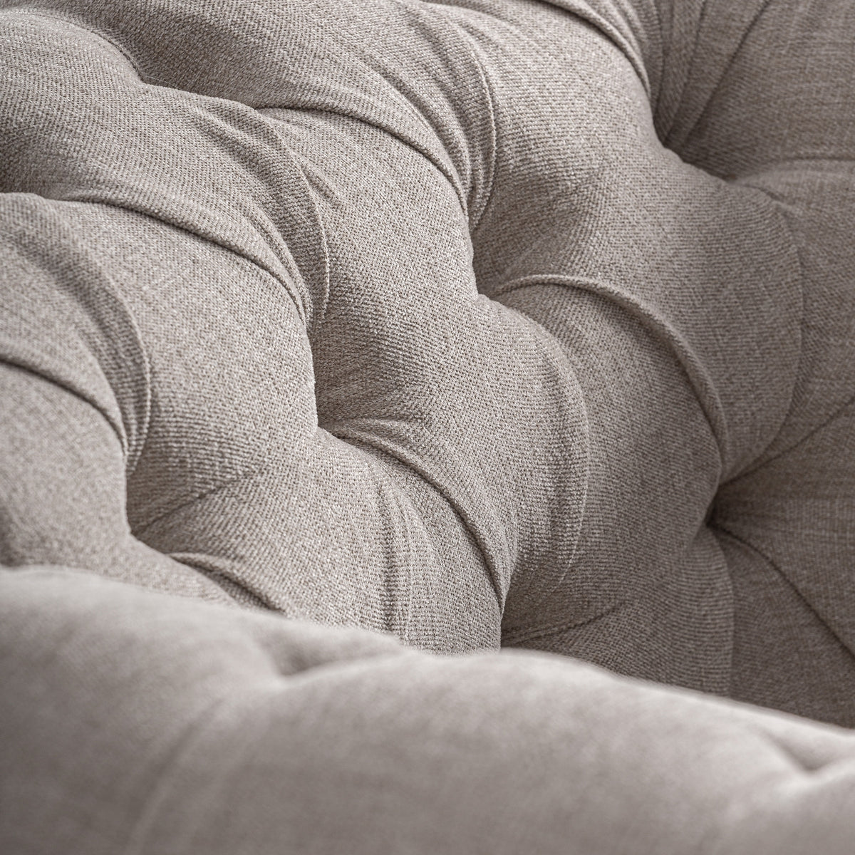 Sillón de mindi negro y tapizado beige Sant Jordi