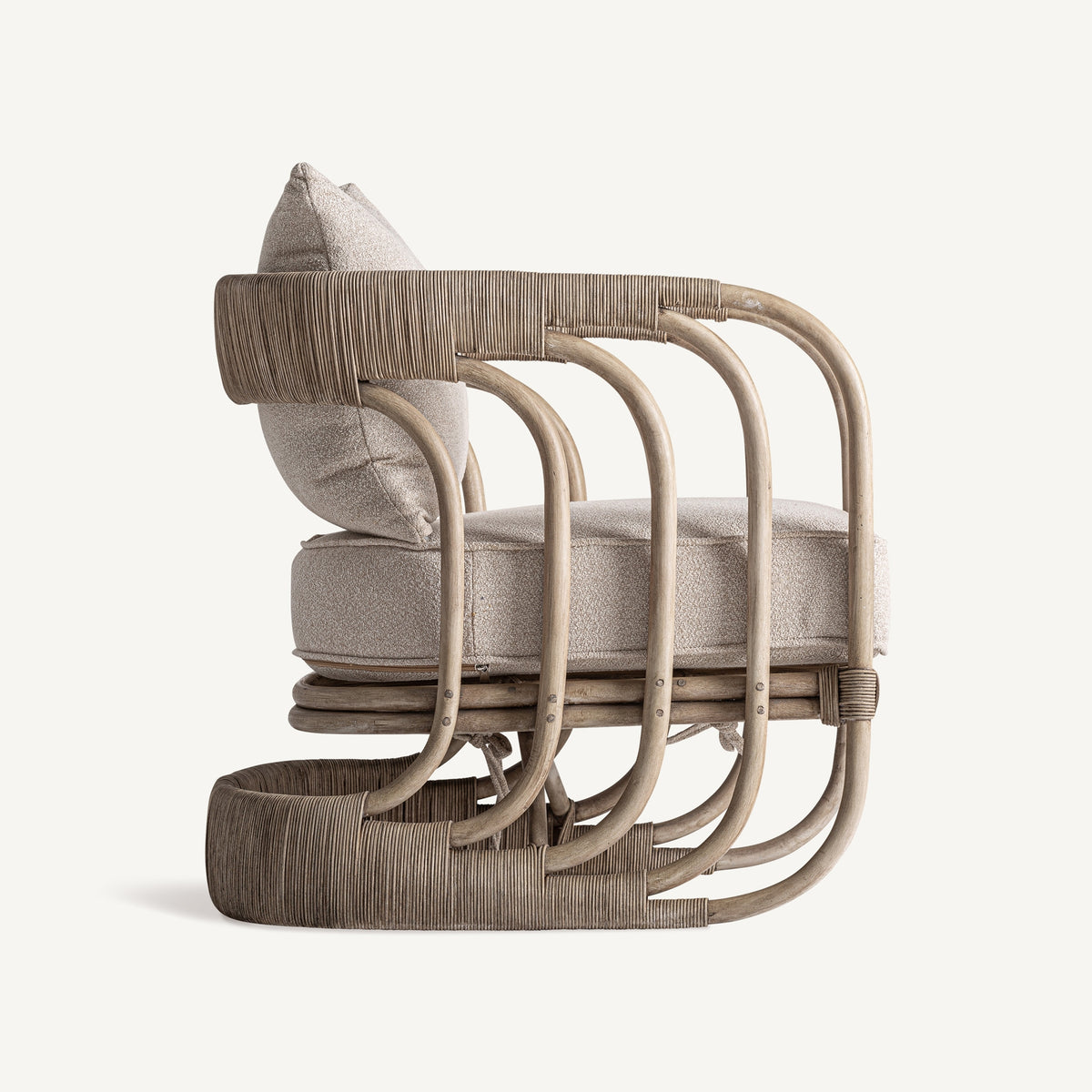 Sillón de ratán tapizado beige Cala Boix