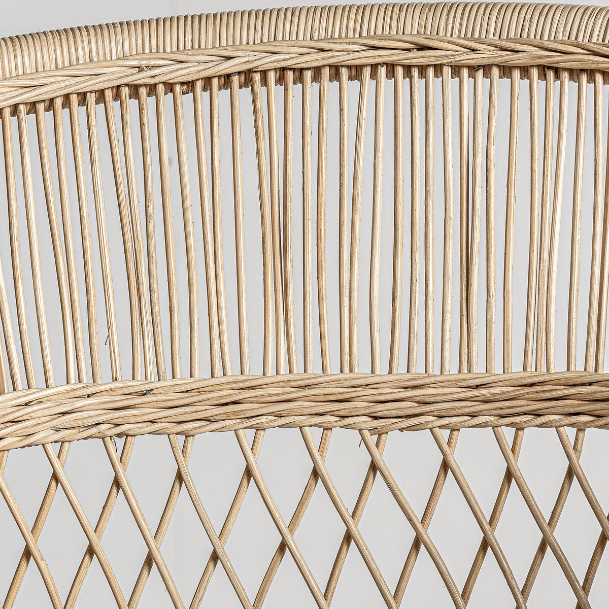 Sillón de ratán y madera mindi Sant Josep