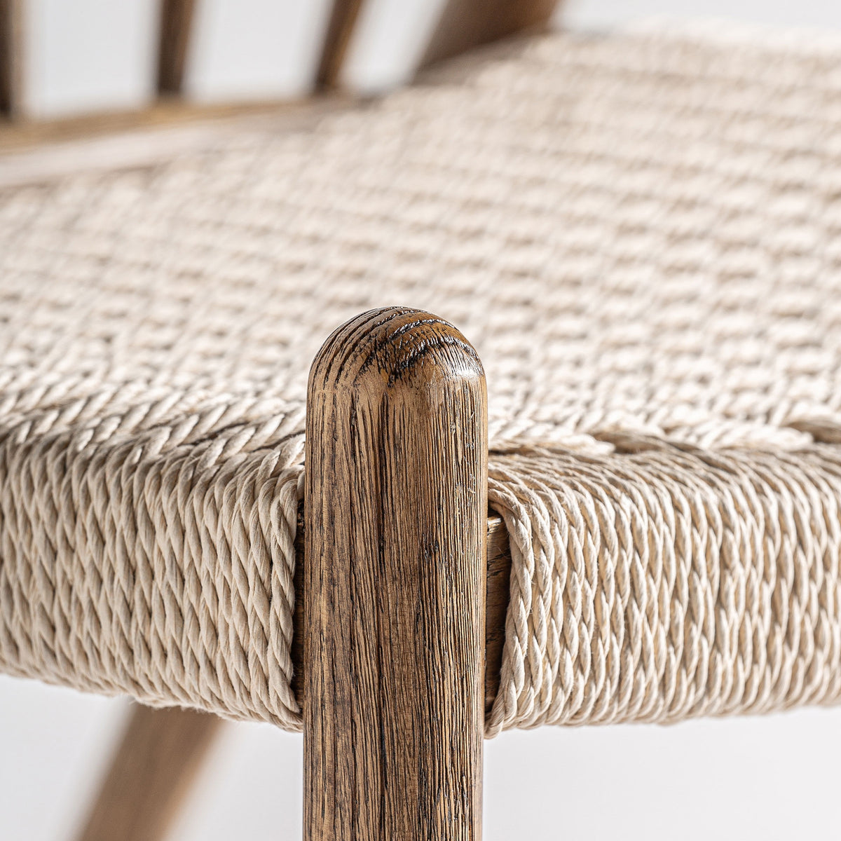Sillón de roble y cuerda clara Ses Margalides