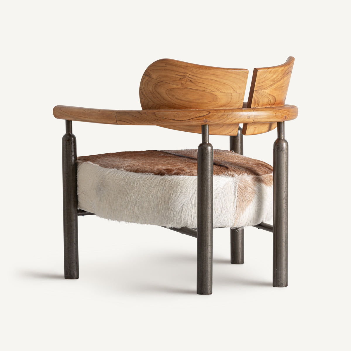 Sillón de teca, hierro y piel Olib