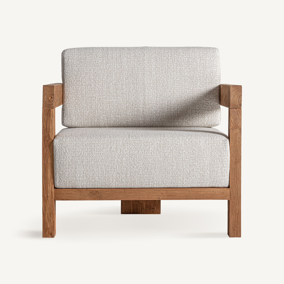 Sillón de teca reciclada y cojines beige Sa Roqueta