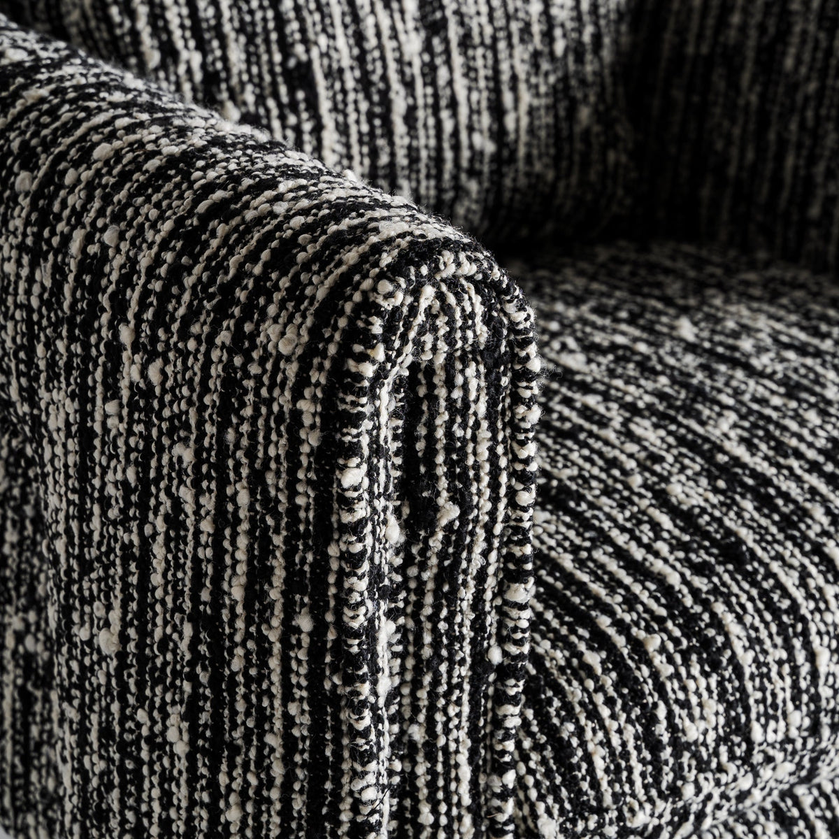 Sillón Eleele - #pino_y_jacaranda#