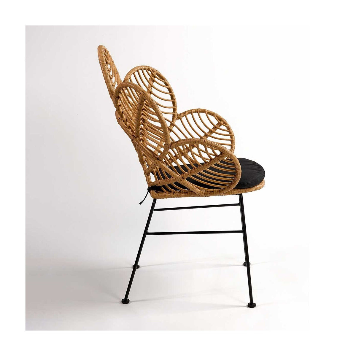 Sillón de exterior de ratán sintético en forma de flor Luque