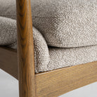 Sillón tapizado beige Kaštela