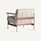Sillón tapizado beige y dorado Santa Gertrudis