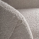 Sillón tapizado beige y olmo Es Caló