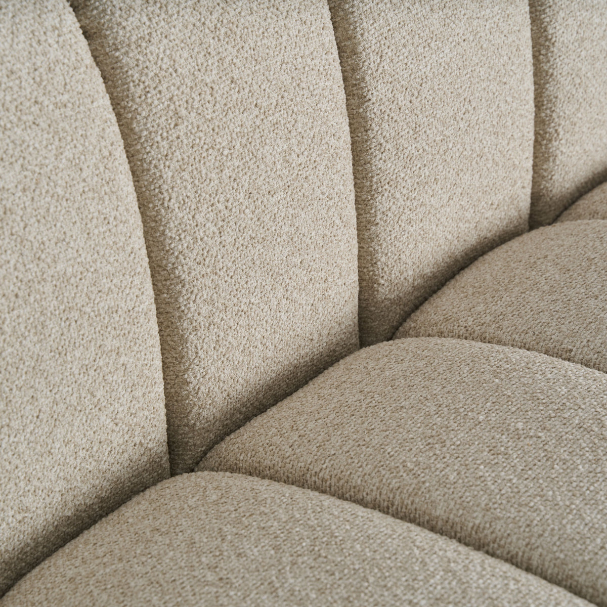 Sofá tapizado beige Gordes