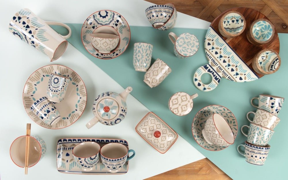 Vajilla Jubail - pino_y_jacaranda