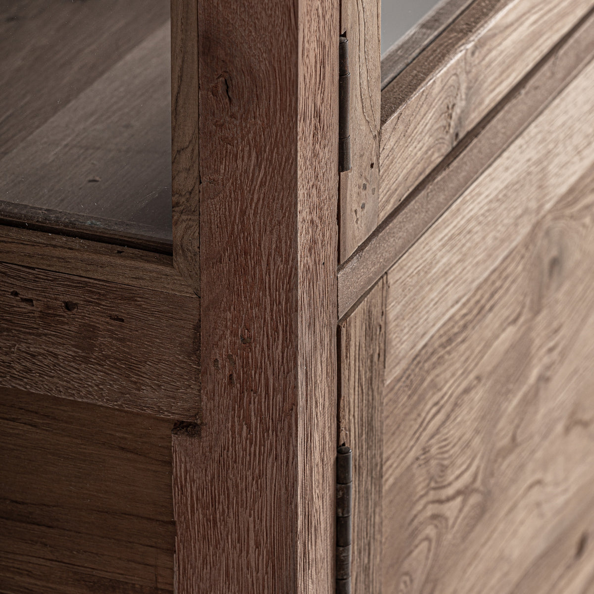 Vitrina de madera recuperada Peillon