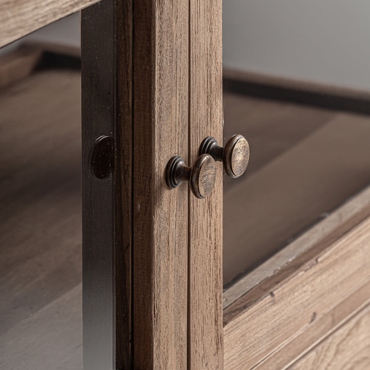 Vitrina de madera recuperada Peillon