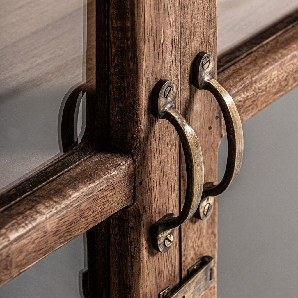 Vitrina Keyek - pino_y_jacaranda