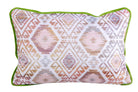 Cojín Étnico Velvet Tonos Rosados Ribete Verde - #pino_y_jacaranda#