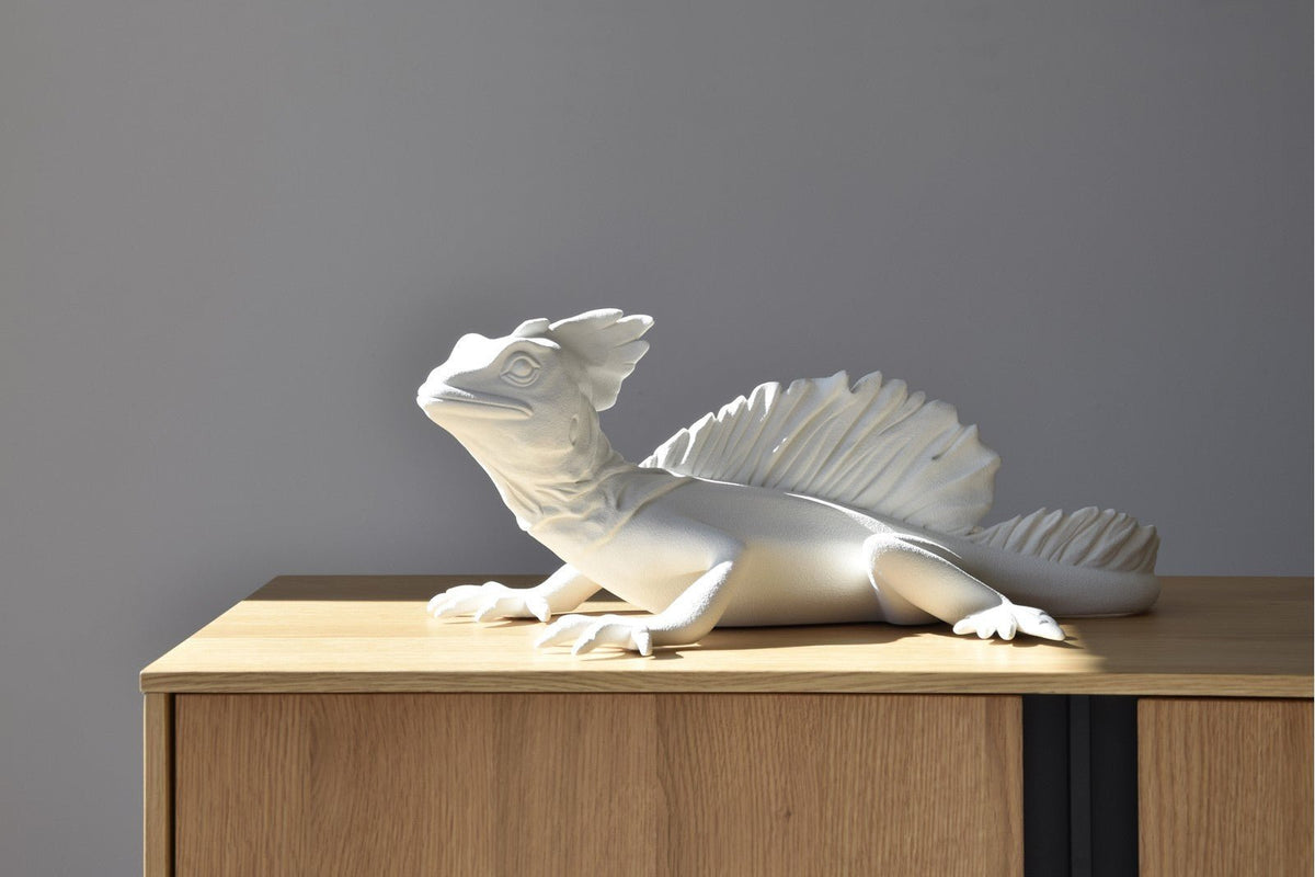 Escultura de Lagarto Aarón - #pino_y_jacaranda#