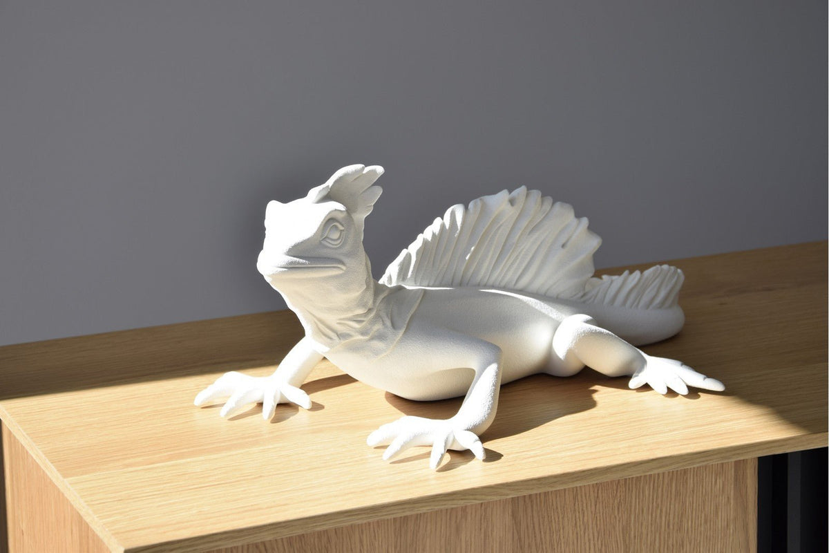 Escultura de Lagarto Aarón - #pino_y_jacaranda#