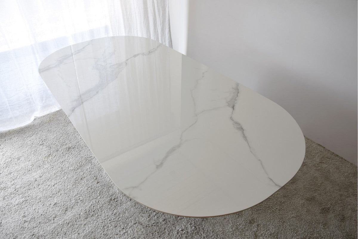 Mesa de Comedor Ovalada Arnoia - #pino_y_jacaranda#